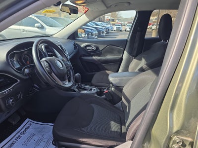 2019 Jeep Cherokee Latitude