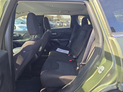 2019 Jeep Cherokee Latitude