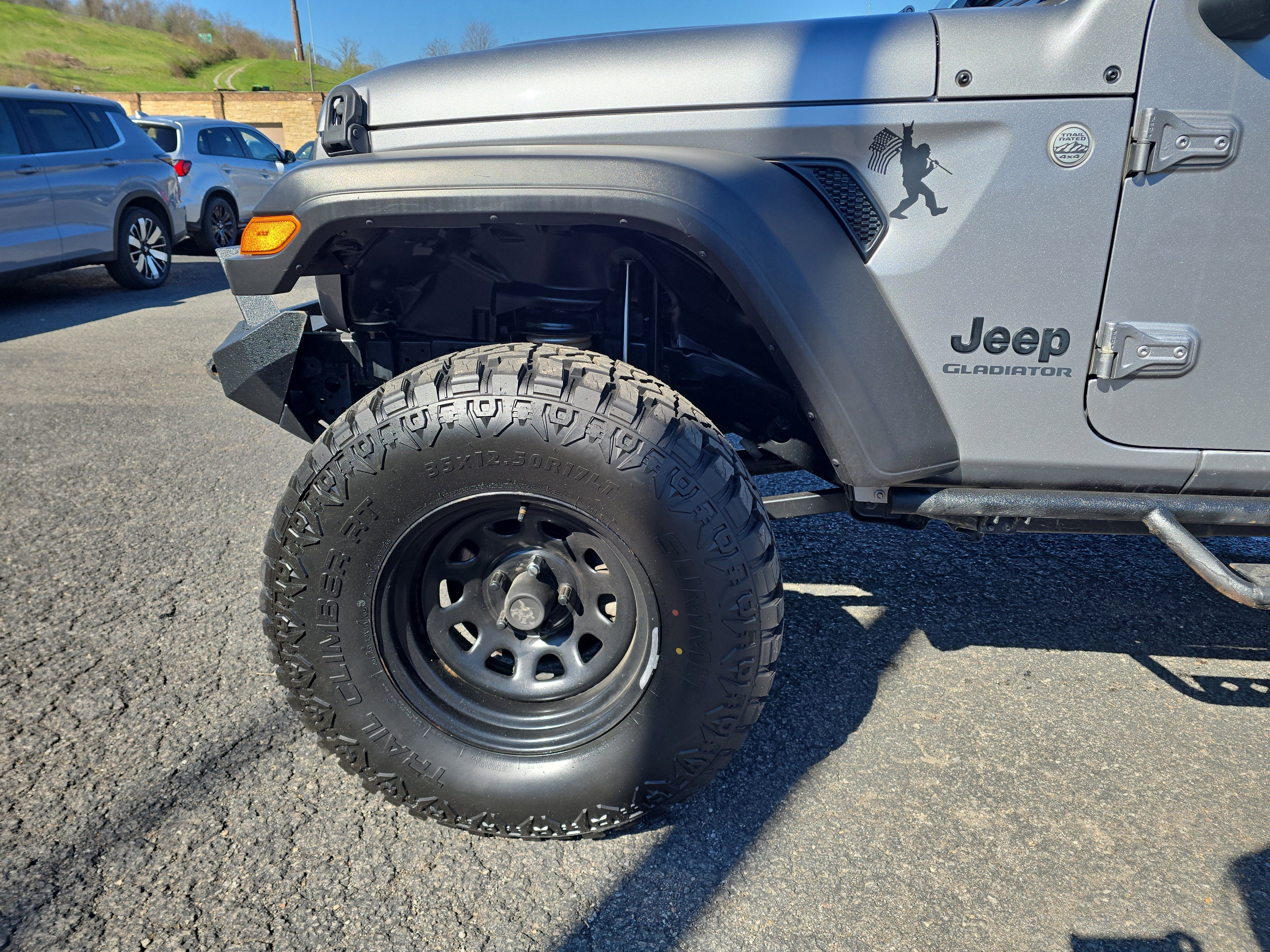 2020 Jeep Gladiator Sport