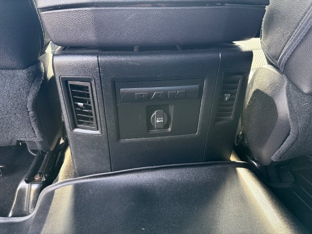 2016 RAM 1500 Sport