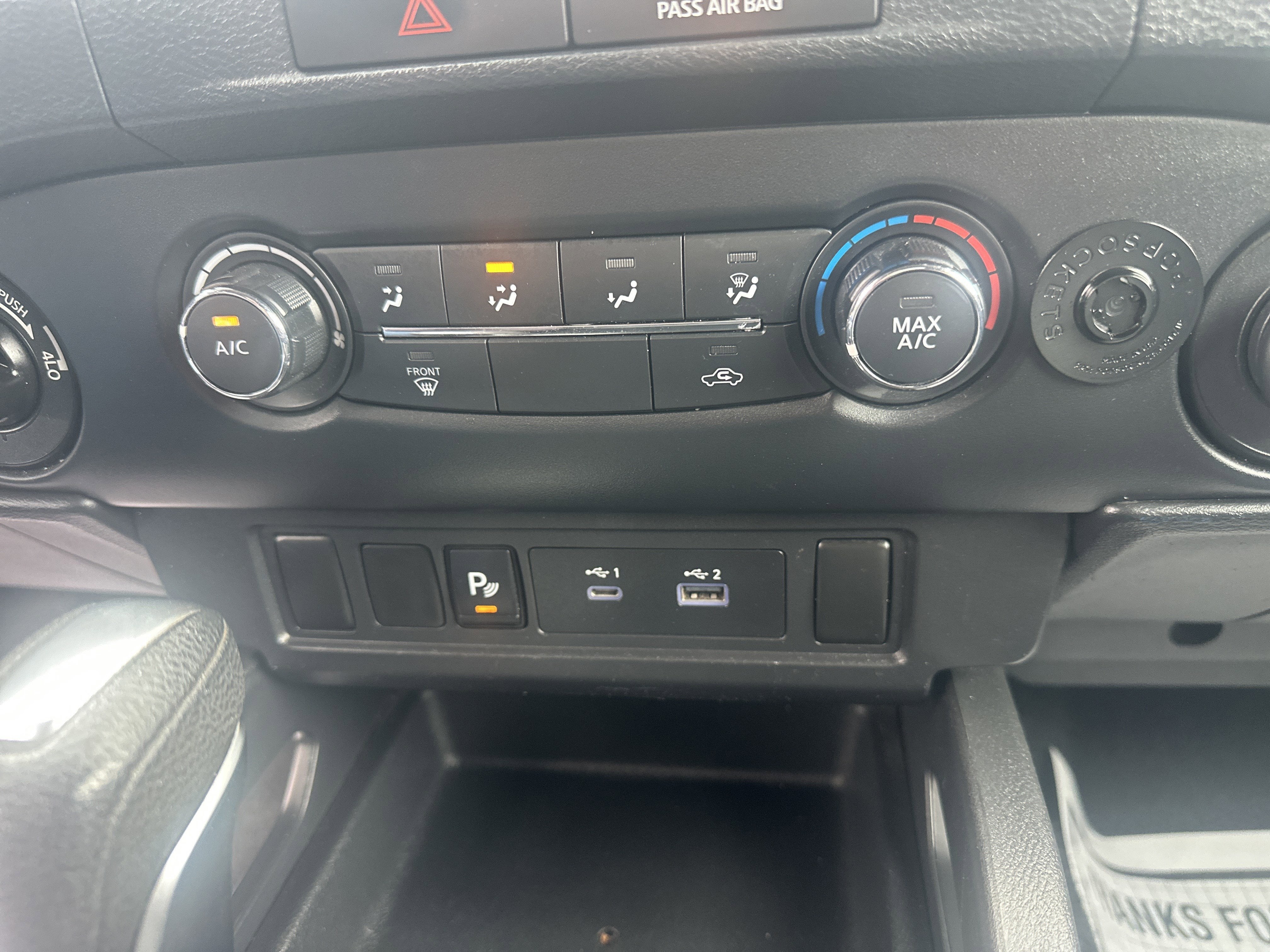 2022 Nissan Frontier S
