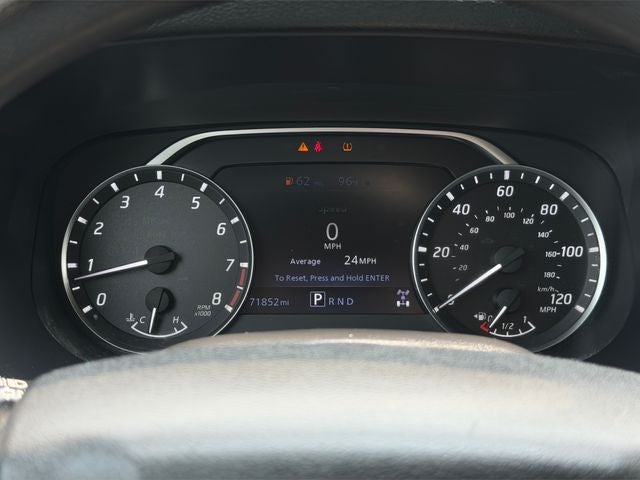 2022 Nissan Frontier SV