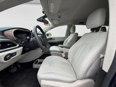 2017 Chrysler Pacifica LX