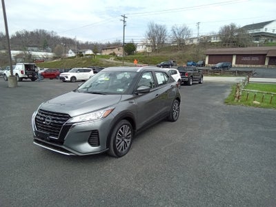 2024 Nissan Kicks SV
