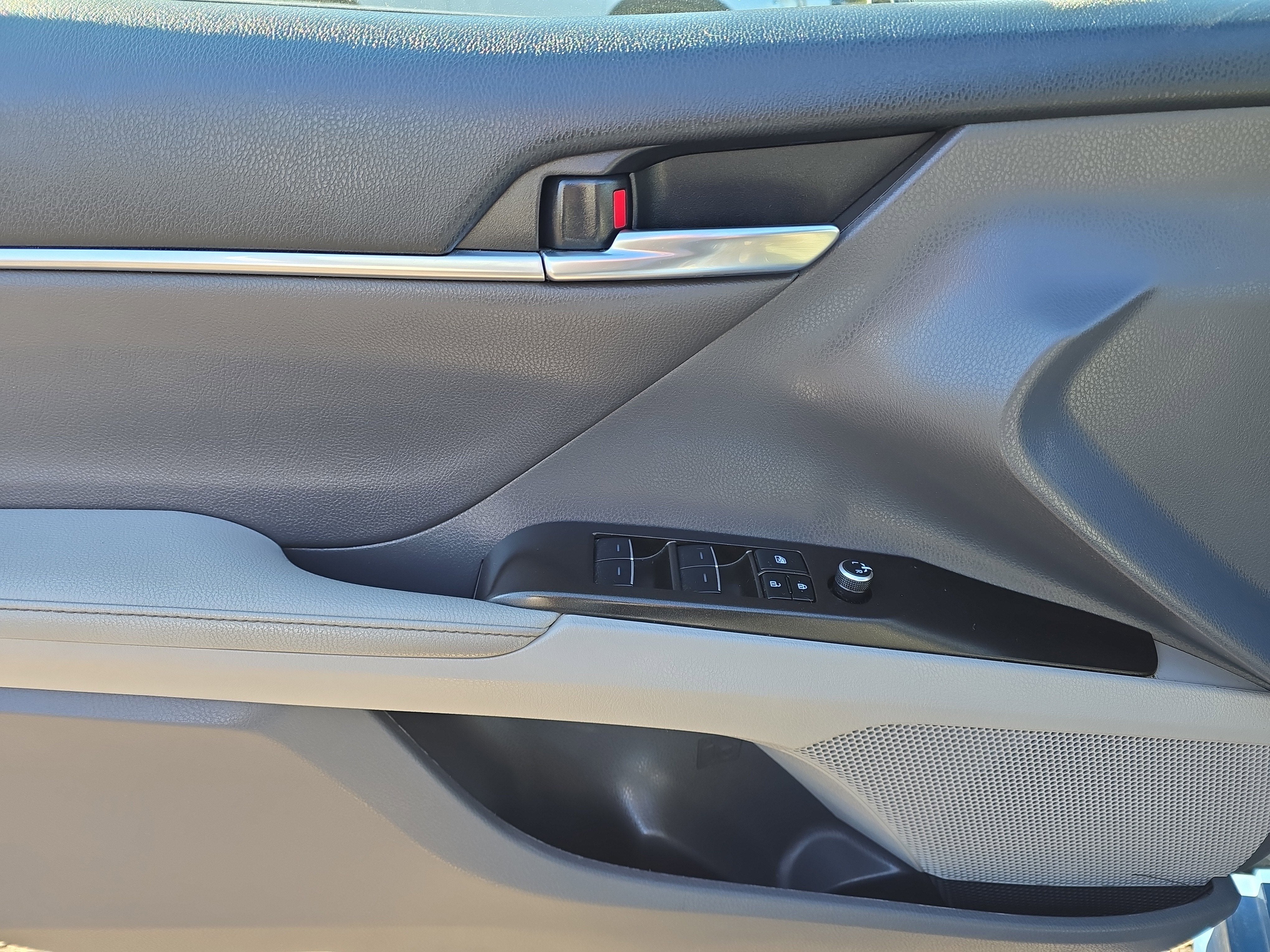 2023 Toyota Camry Hybrid XSE