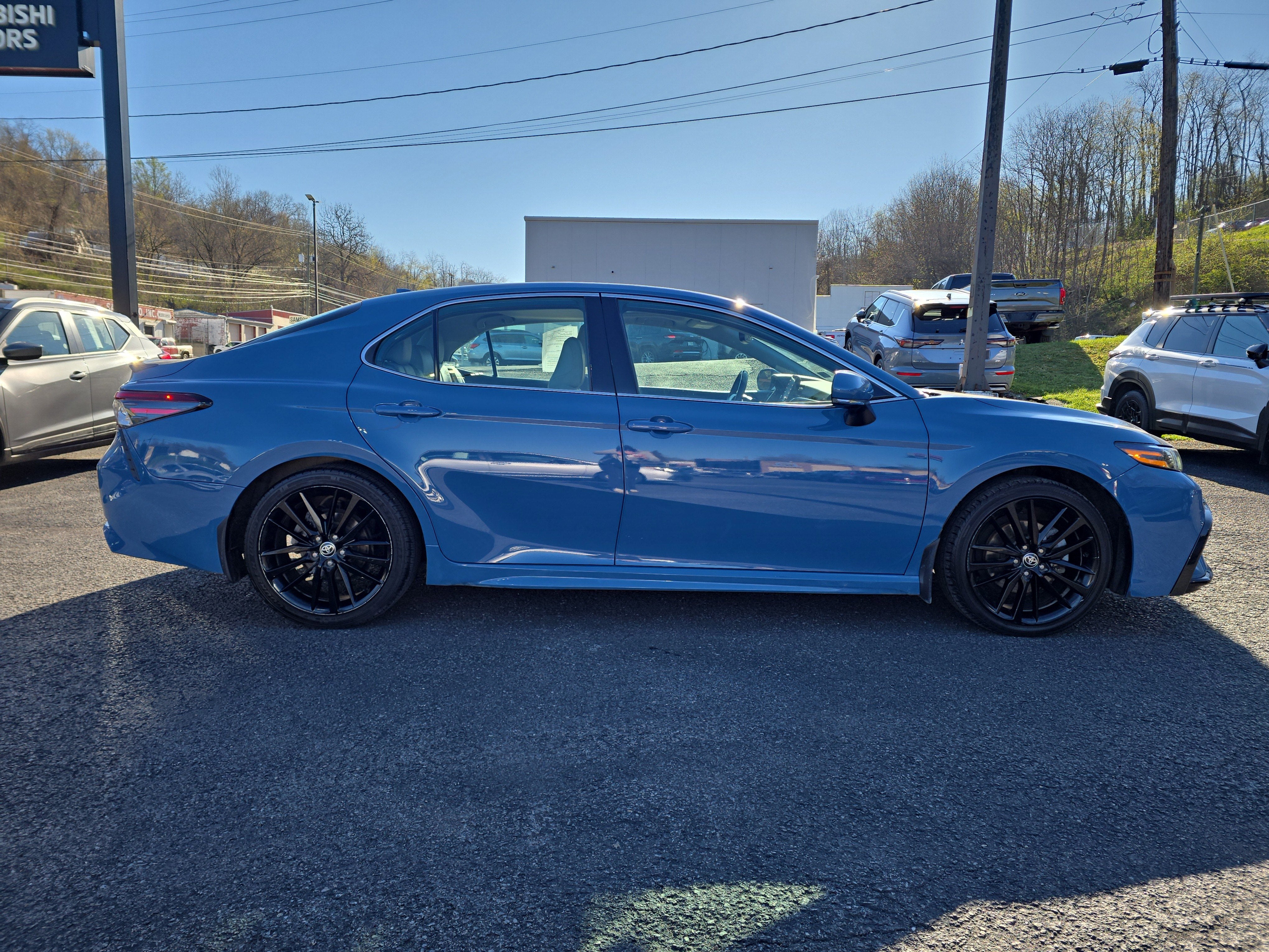 2023 Toyota Camry Hybrid XSE