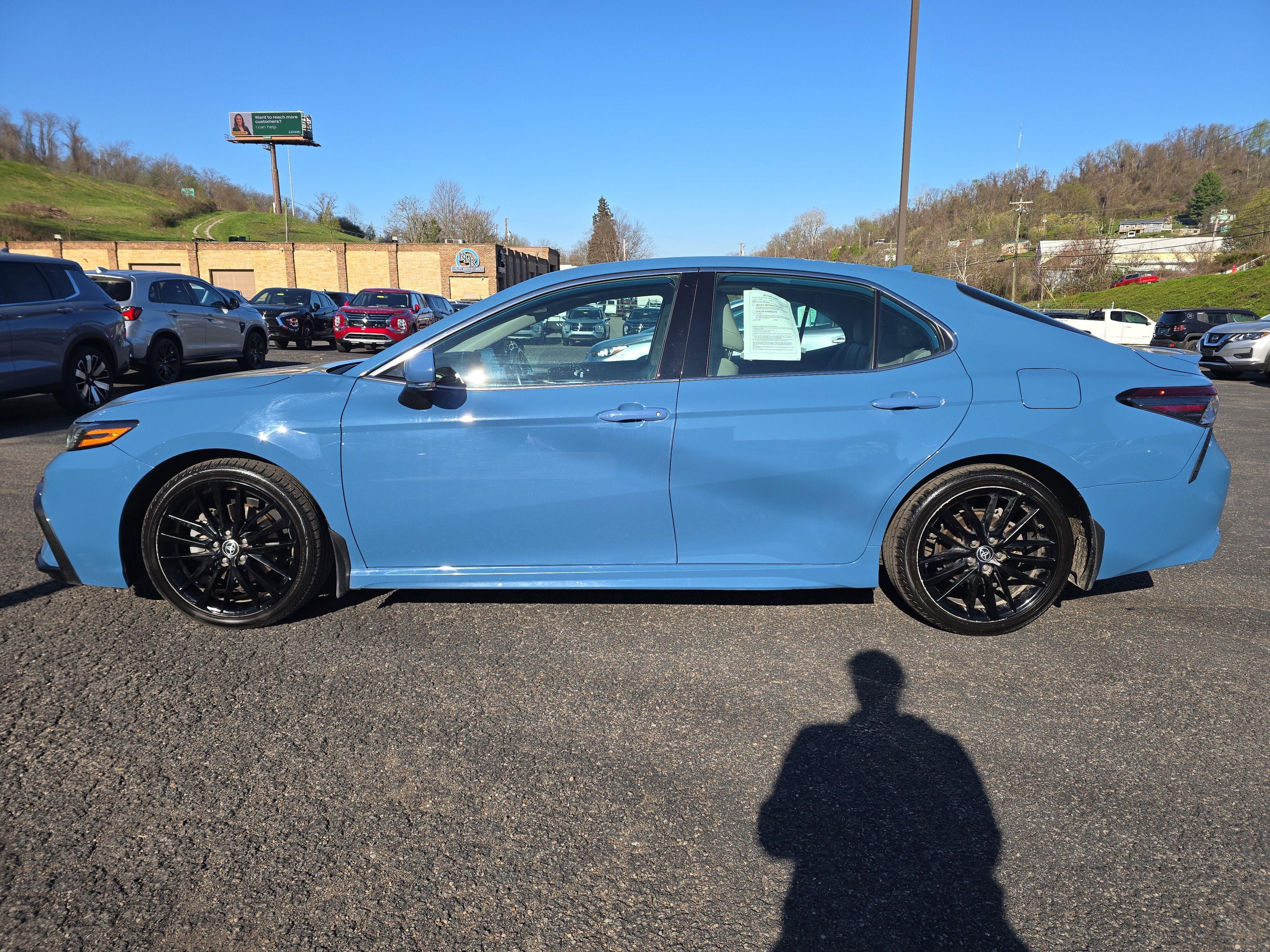 2023 Toyota Camry Hybrid XSE