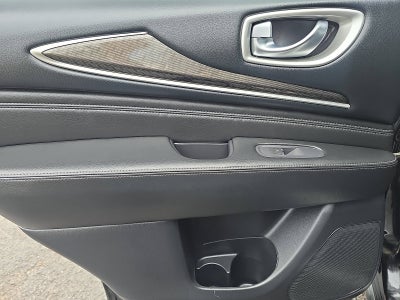 2019 INFINITI QX60 LUXE