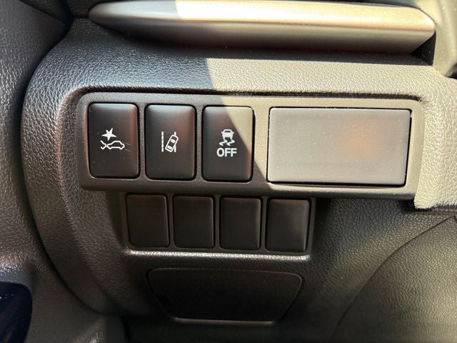 2023 Mitsubishi Eclipse Cross LE