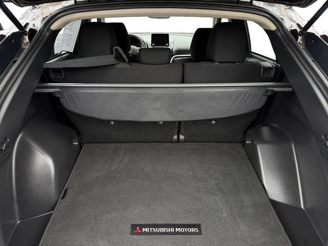 2023 Mitsubishi Eclipse Cross LE