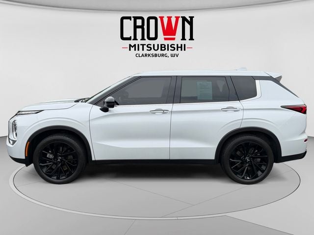 2022 Mitsubishi Outlander Black Edition