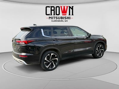 2022 Mitsubishi Outlander Base