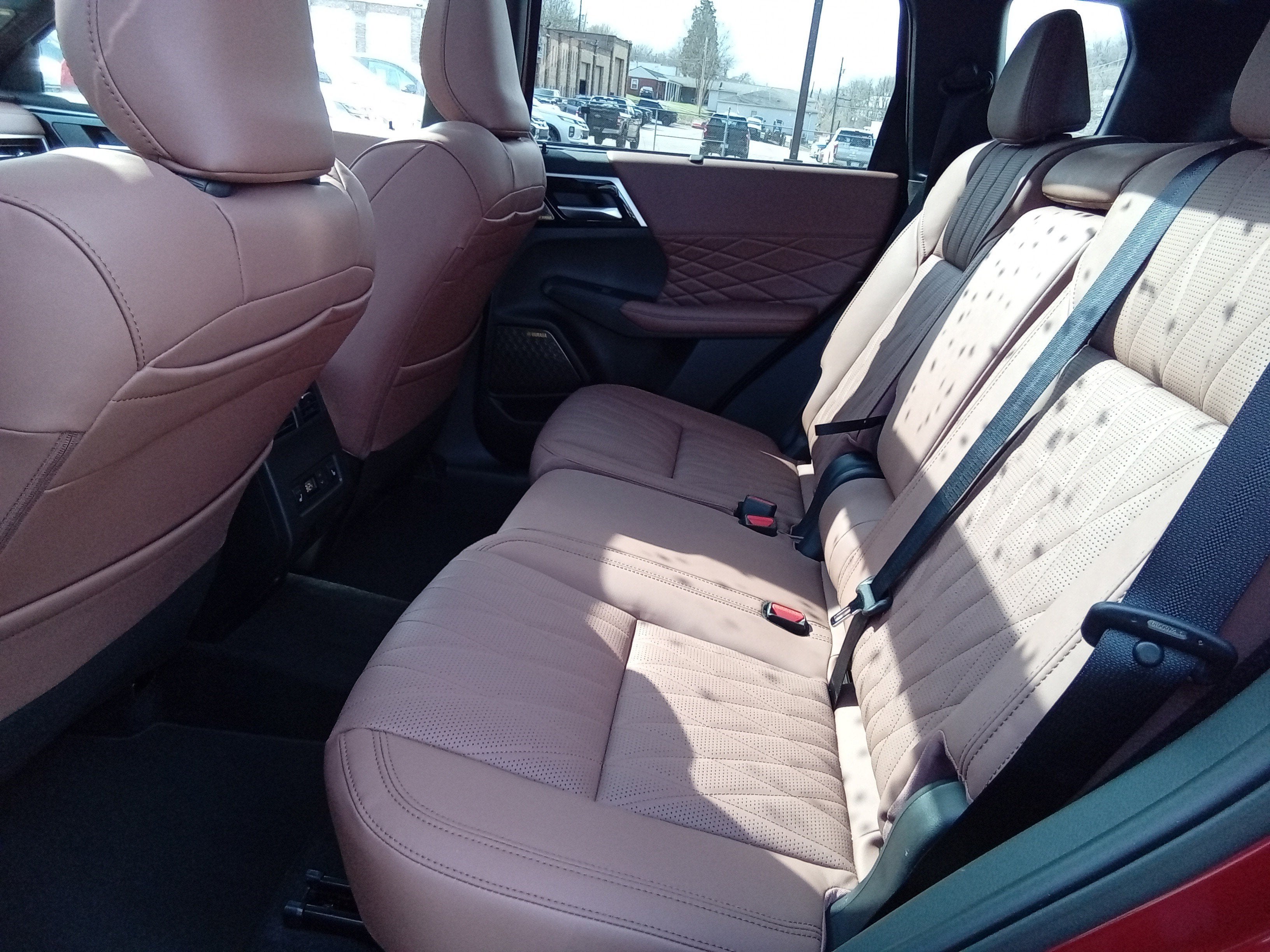 2026 Mitsubishi Outlander SEL