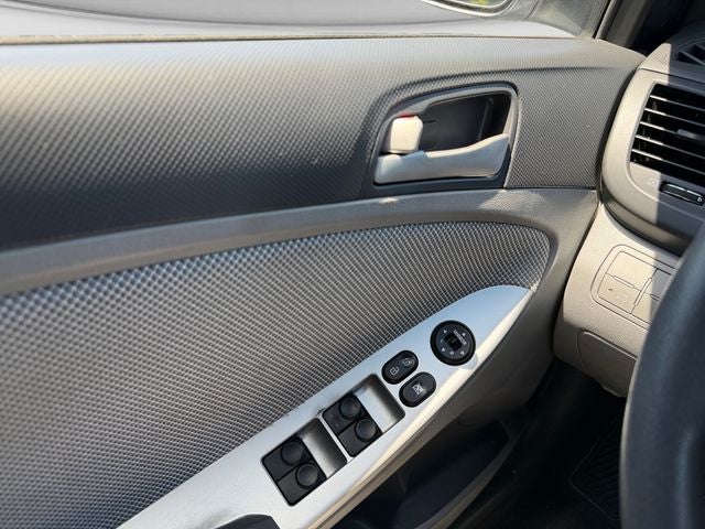 2012 Hyundai Accent GS