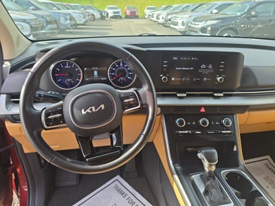 2024 Kia Carnival LX