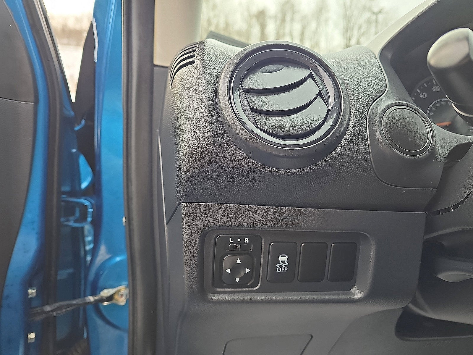 2019 Mitsubishi Mirage ES