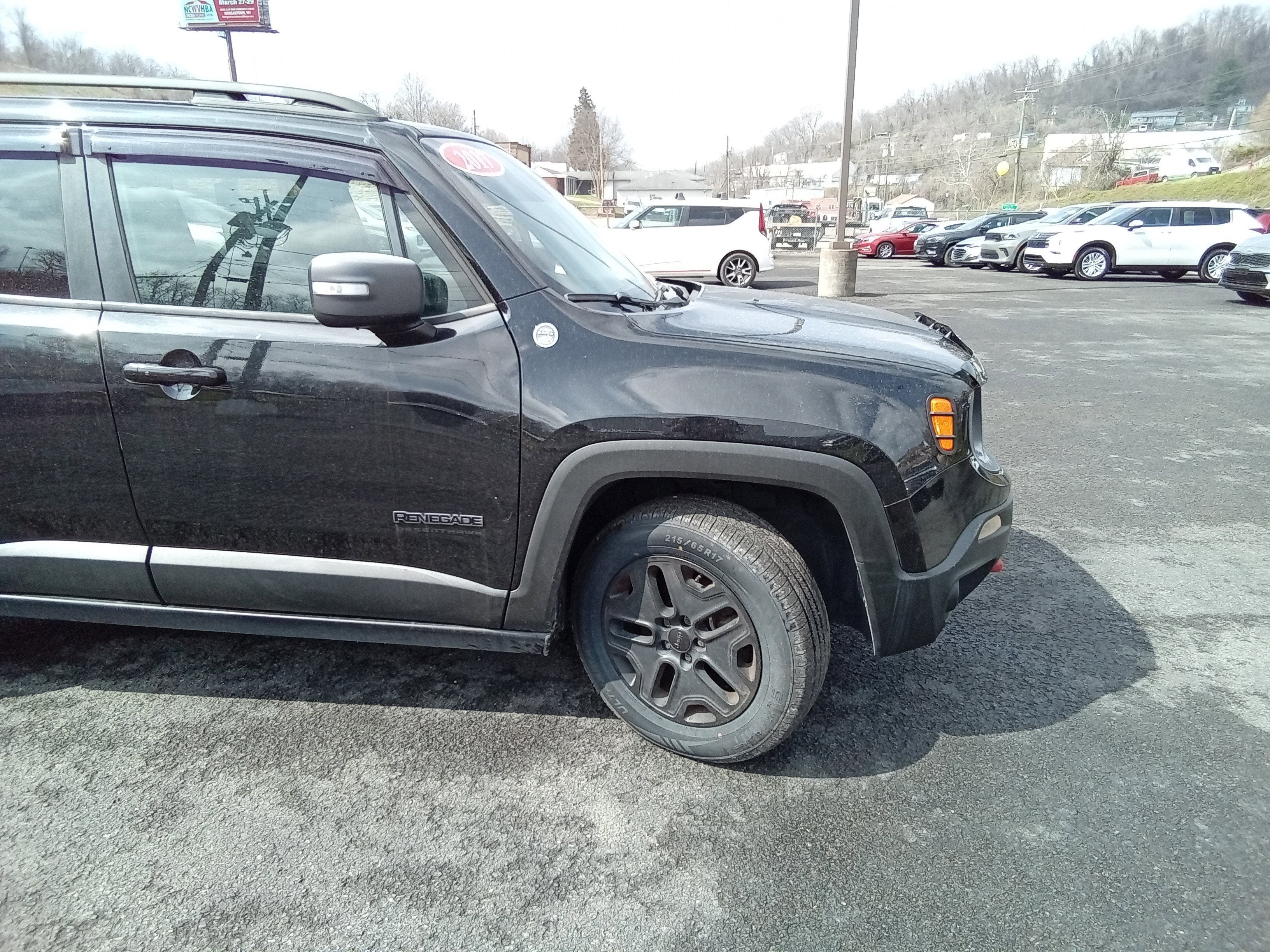 2017 Jeep Renegade Deserthawk