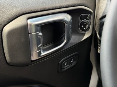 2025 Jeep Wrangler 4-Door Summit 4x4