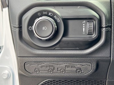 2025 Jeep Wrangler WRANGLER 4-DOOR SAHARA