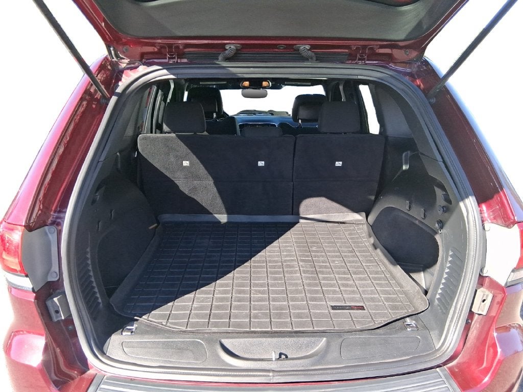 2017 Jeep Grand Cherokee Laredo 4x4