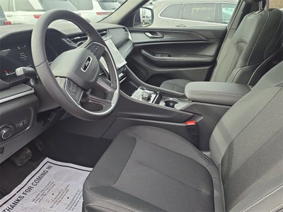 2026 Jeep Grand Cherokee GRAND CHEROKEE LAREDO X 4X4