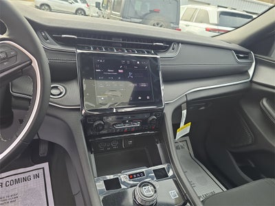 2026 Jeep Grand Cherokee GRAND CHEROKEE LAREDO X 4X4