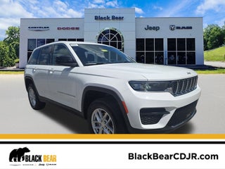 2025 Jeep Grand Cherokee GRAND CHEROKEE LAREDO X 4X4