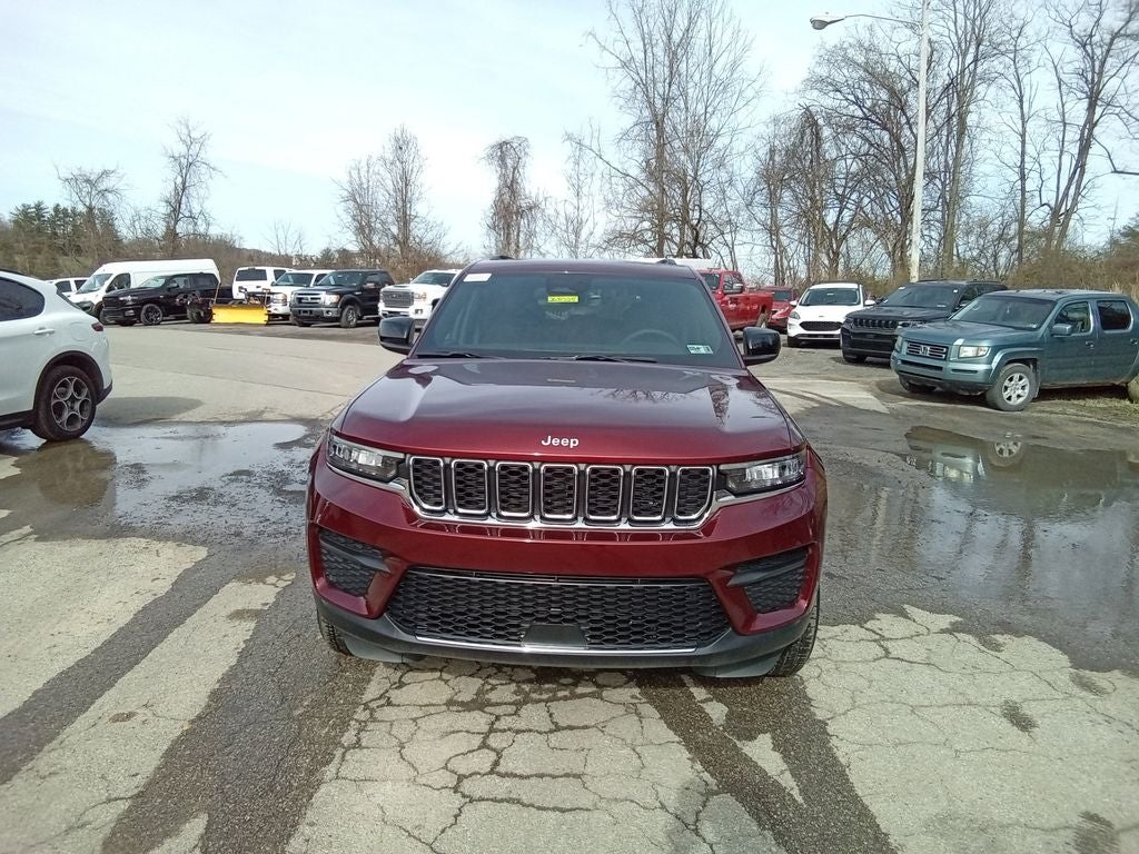 2026 Jeep Grand Cherokee GRAND CHEROKEE LAREDO X 4X4