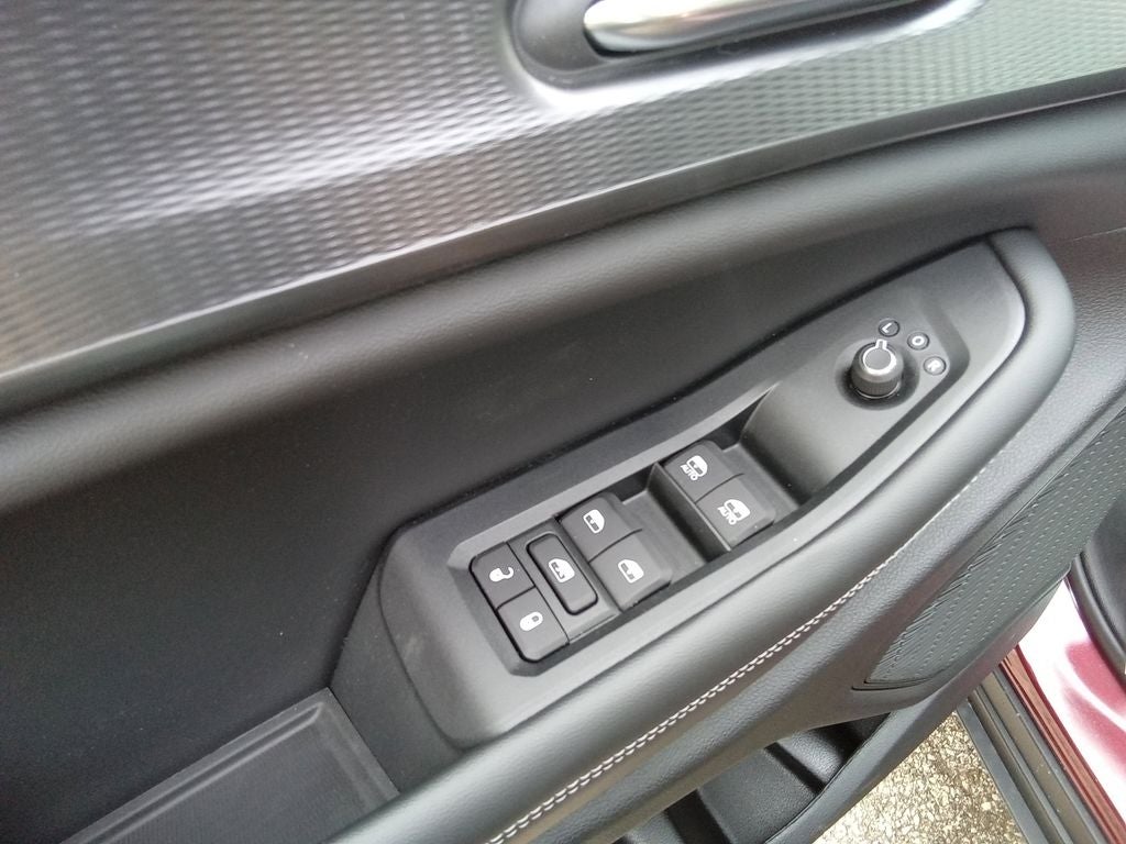 2026 Jeep Grand Cherokee GRAND CHEROKEE LAREDO X 4X4