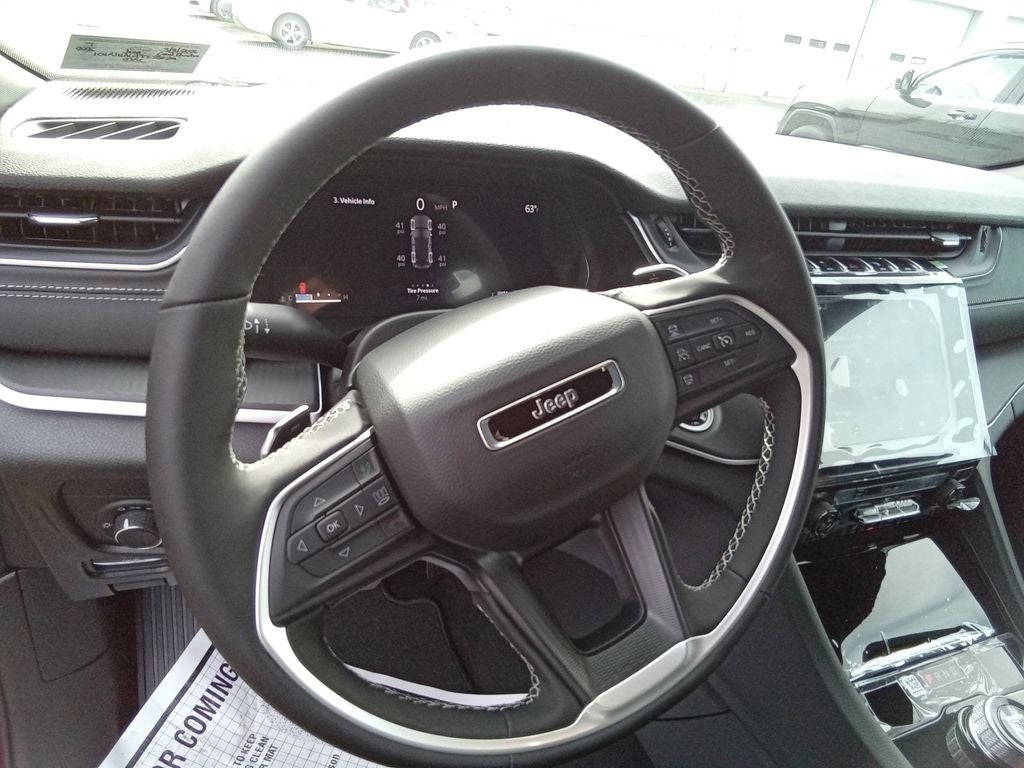 2026 Jeep Grand Cherokee GRAND CHEROKEE LAREDO X 4X4