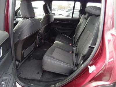 2026 Jeep Grand Cherokee GRAND CHEROKEE LAREDO X 4X4