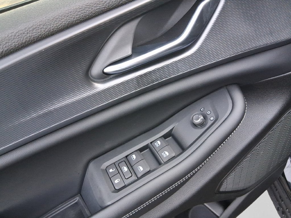 2027 Jeep Grand Cherokee GRAND CHEROKEE LAREDO 4X4