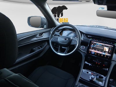 2027 Jeep Grand Cherokee GRAND CHEROKEE LAREDO 4X4
