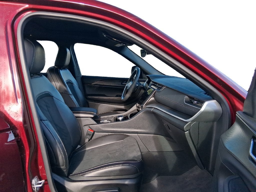 2025 Jeep Grand Cherokee Altitude X 4x4