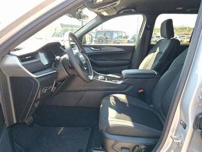 2026 Jeep Grand Cherokee GRAND CHEROKEE LAREDO 4X4