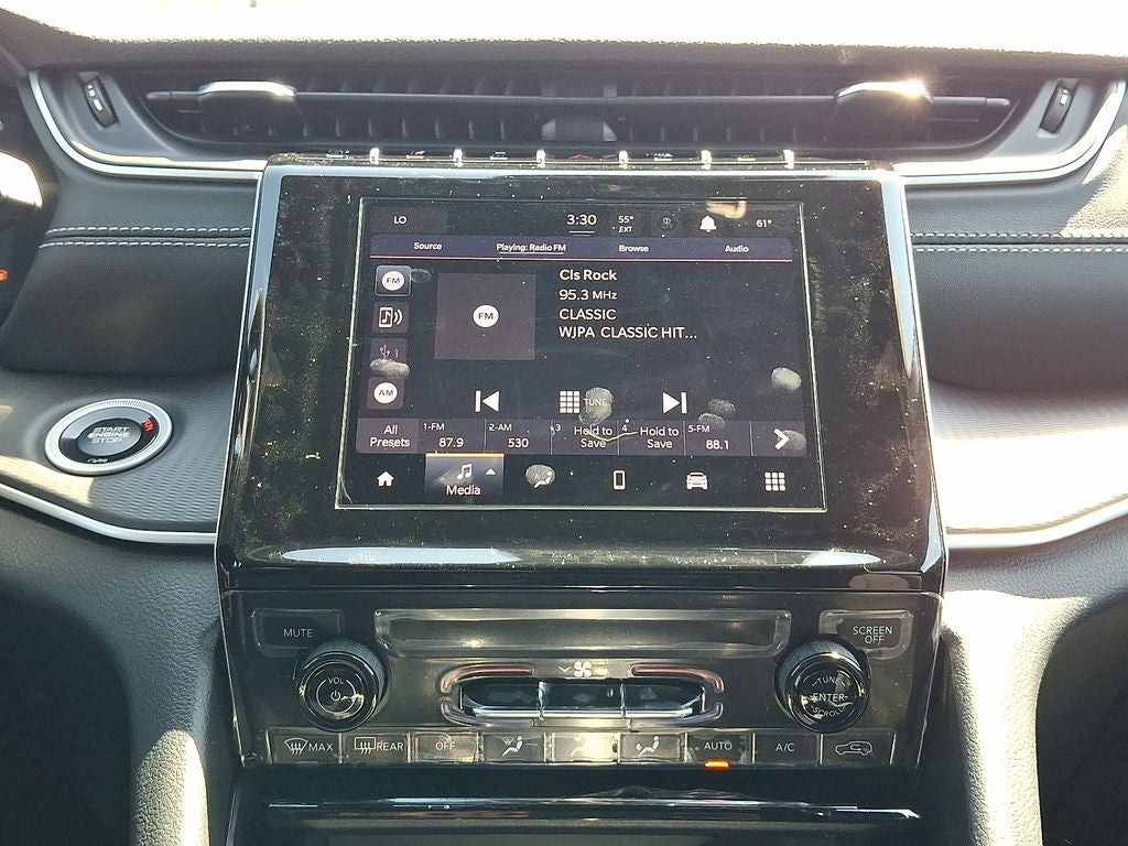2026 Jeep Grand Cherokee GRAND CHEROKEE LAREDO 4X4