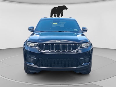 2027 Jeep Grand Cherokee GRAND CHEROKEE LAREDO X 4X4
