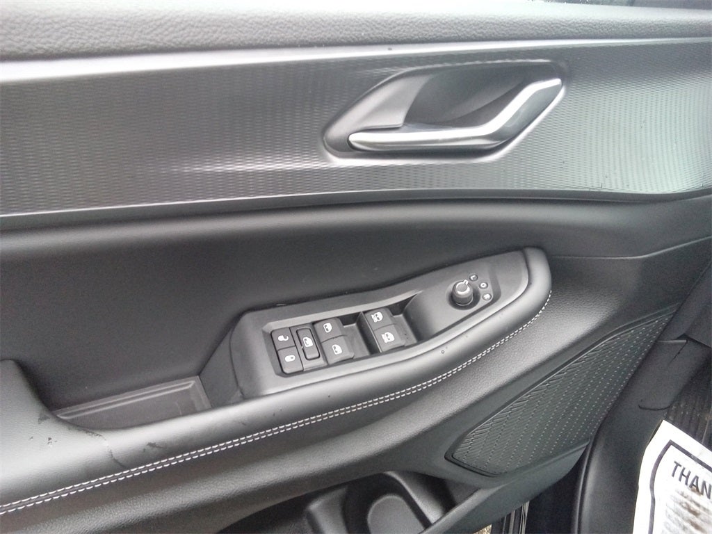 2026 Jeep Grand Cherokee GRAND CHEROKEE LAREDO X 4X4