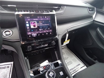 2026 Jeep Grand Cherokee GRAND CHEROKEE LAREDO X 4X4