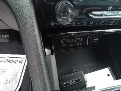 2026 Jeep Grand Cherokee GRAND CHEROKEE LAREDO X 4X4