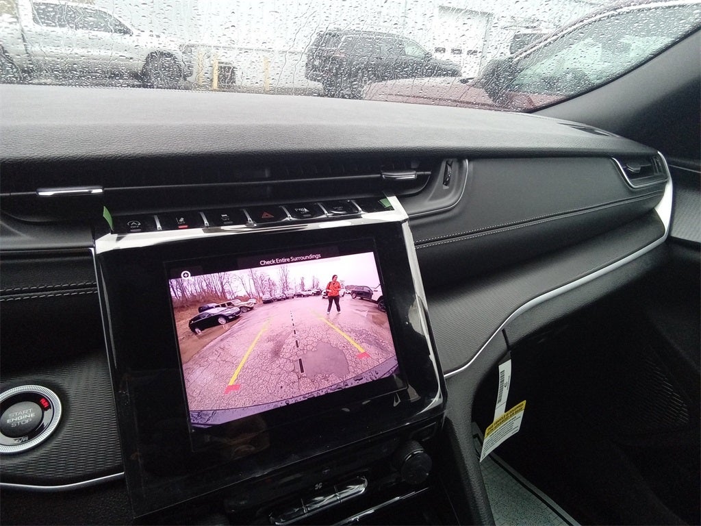 2026 Jeep Grand Cherokee GRAND CHEROKEE LAREDO X 4X4