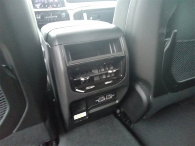 2026 Jeep Grand Cherokee GRAND CHEROKEE LAREDO X 4X4