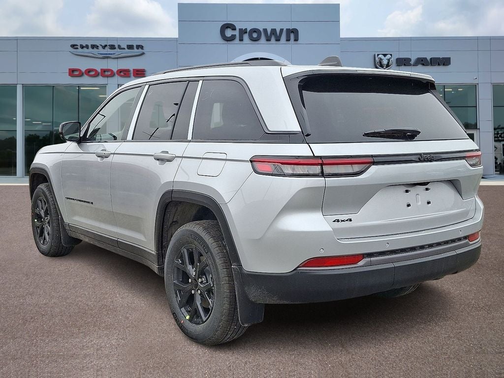 2026 Jeep Grand Cherokee GRAND CHEROKEE LAREDO ALTITUDE 4X4