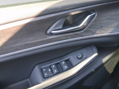 2027 Jeep Grand Cherokee GRAND CHEROKEE LAREDO ALTITUDE 4X4