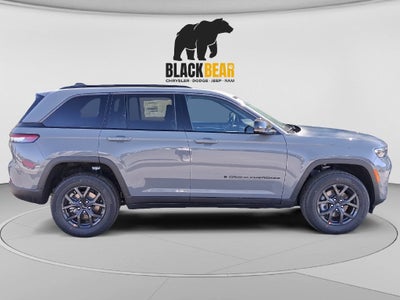 2027 Jeep Grand Cherokee GRAND CHEROKEE LAREDO ALTITUDE 4X4