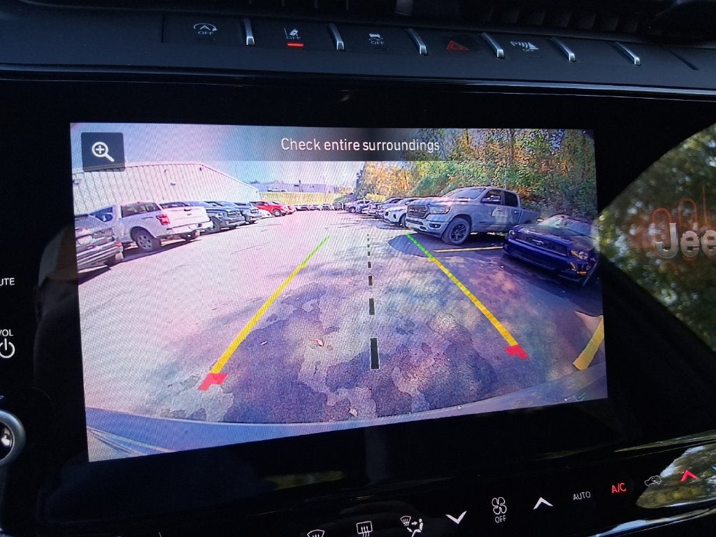 2027 Jeep Grand Cherokee GRAND CHEROKEE LAREDO ALTITUDE 4X4