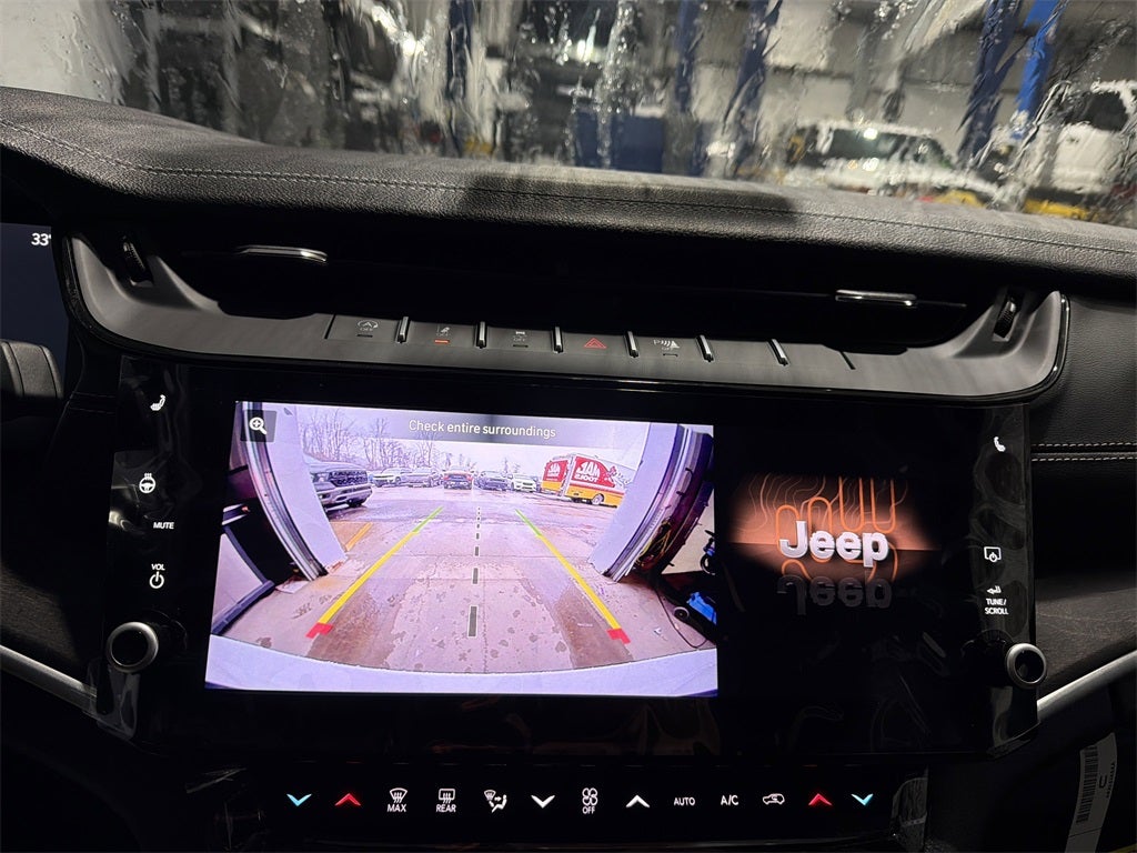 2026 Jeep Grand Cherokee GRAND CHEROKEE LAREDO ALTITUDE 4X4