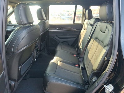 2026 Jeep Grand Cherokee GRAND CHEROKEE LAREDO ALTITUDE 4X4