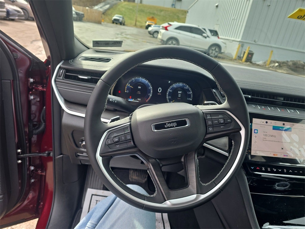 2026 Jeep Grand Cherokee GRAND CHEROKEE LAREDO ALTITUDE 4X4