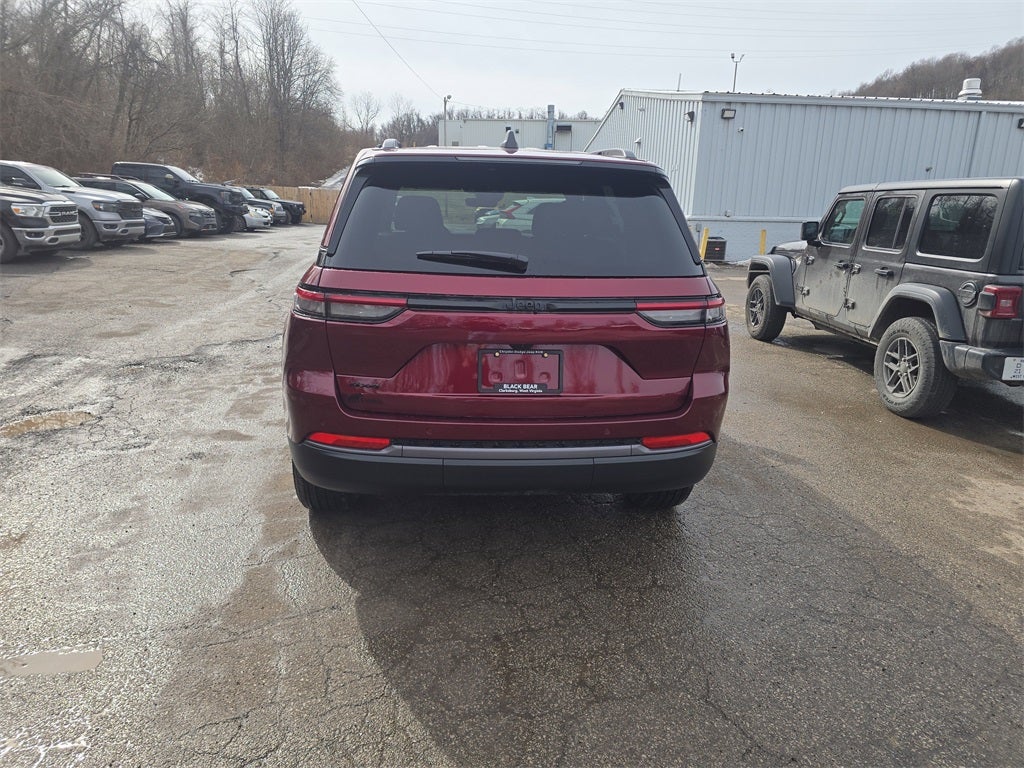 2026 Jeep Grand Cherokee GRAND CHEROKEE LAREDO ALTITUDE 4X4